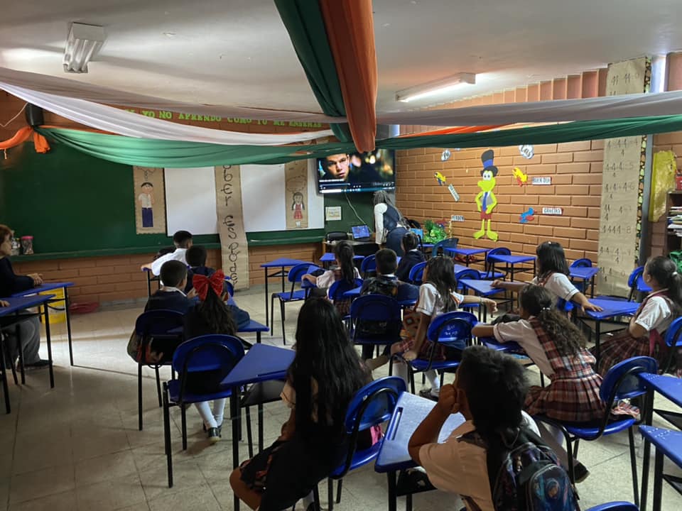La educación no cambia al mundo: cambia a las personas que van a cambiar el mundo.