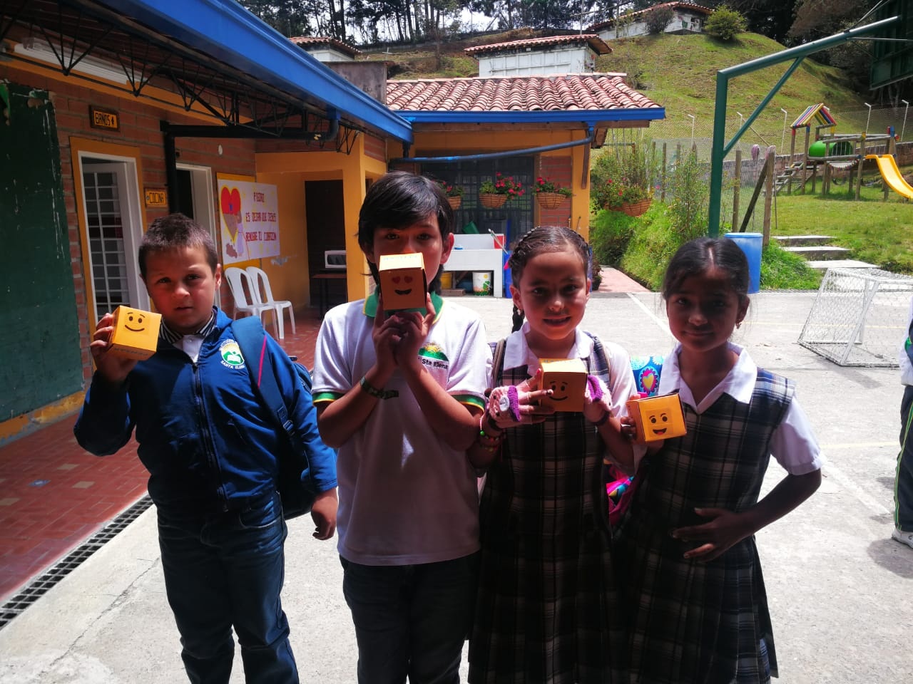 FORMACIÓN LIDERES ESCOLARES, MANEJO DE LAS EMOCIONES