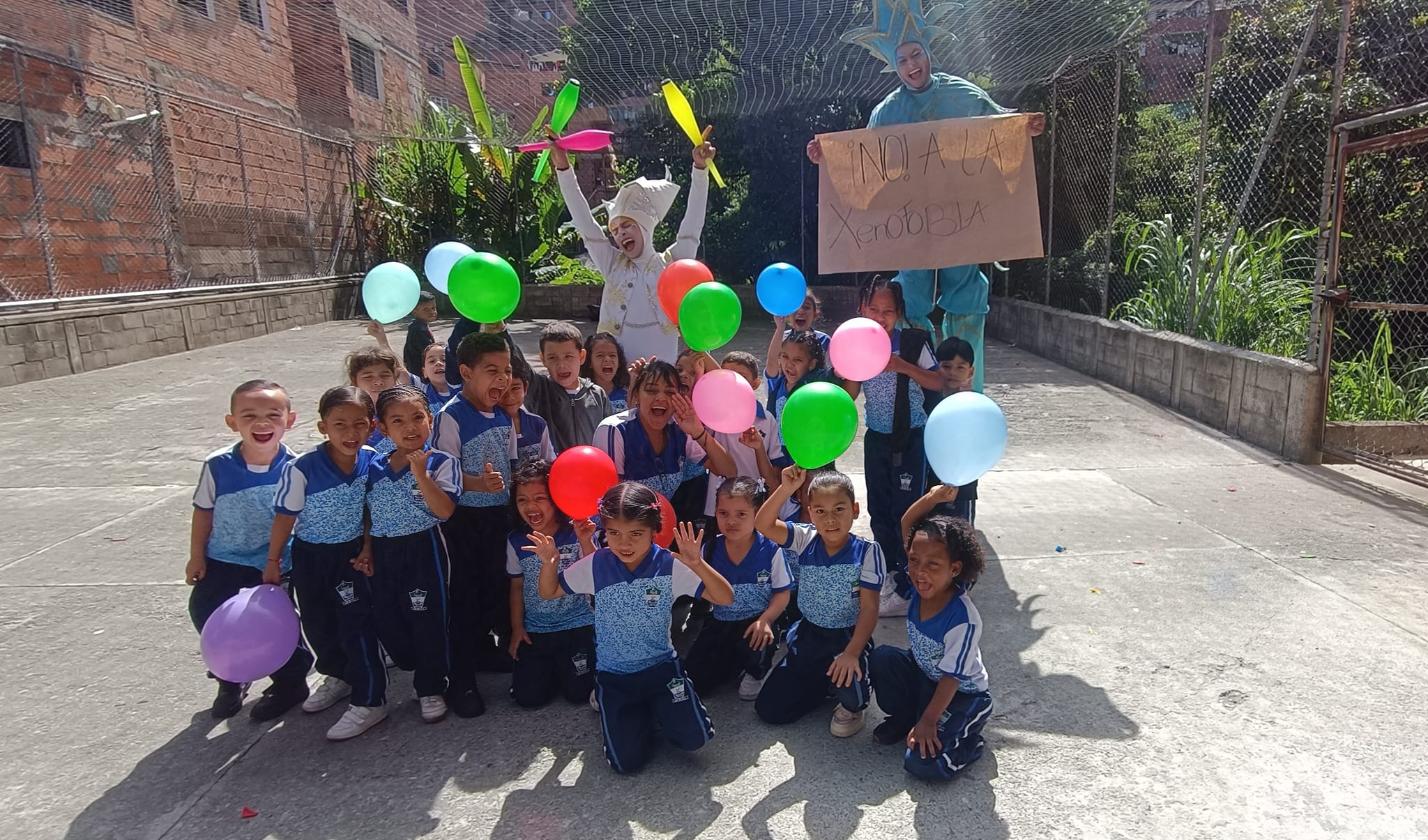 I. E. STELLA VELEZ LONDOÑO