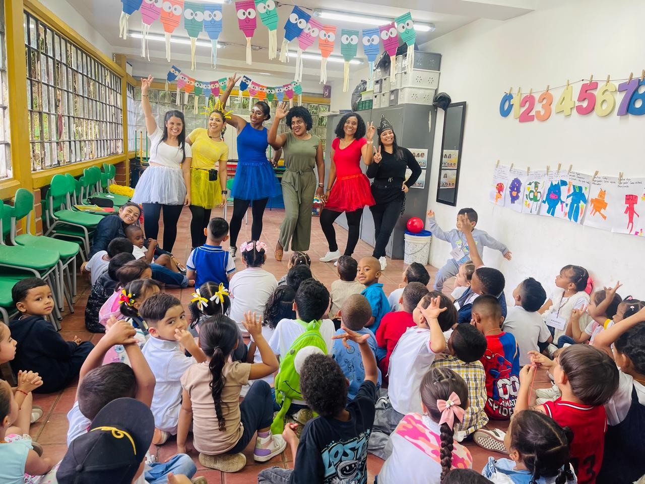 Una hermosa celebración que marca el cierre de una etapa y el inicio de una nueva aventura en su camino escolar.