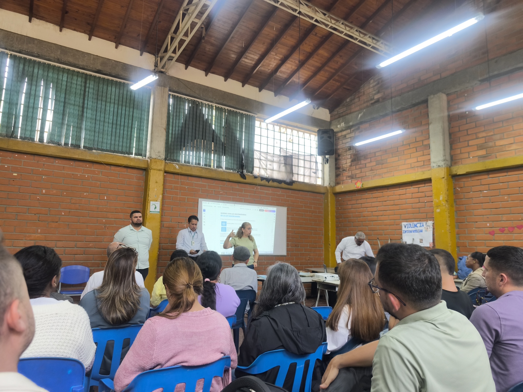 Un paso más hacia una escuela que educa con justicia, conocimiento y responsabilidad.